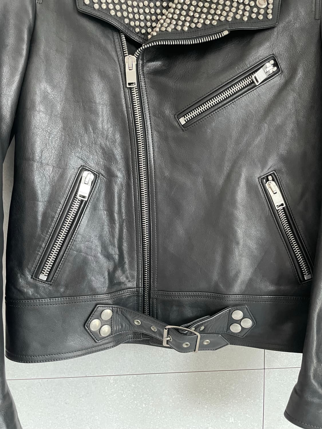 생로랑 14fw 스터드 레더자켓 상품이미지5