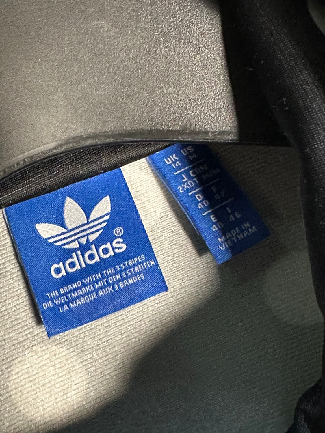 아디다스 도트 빅로고 트랙탑 처분 대장  상품이미지4