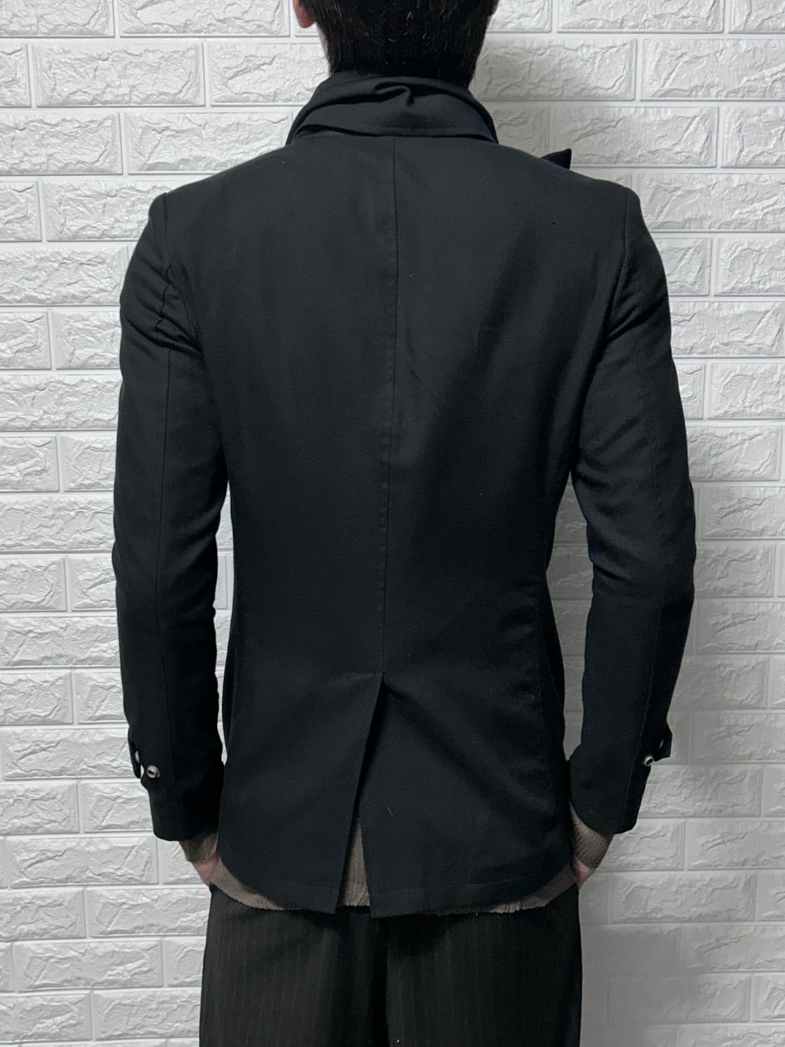 Unplugged Museum 더블 카라 드레이프 자켓 상품이미지5