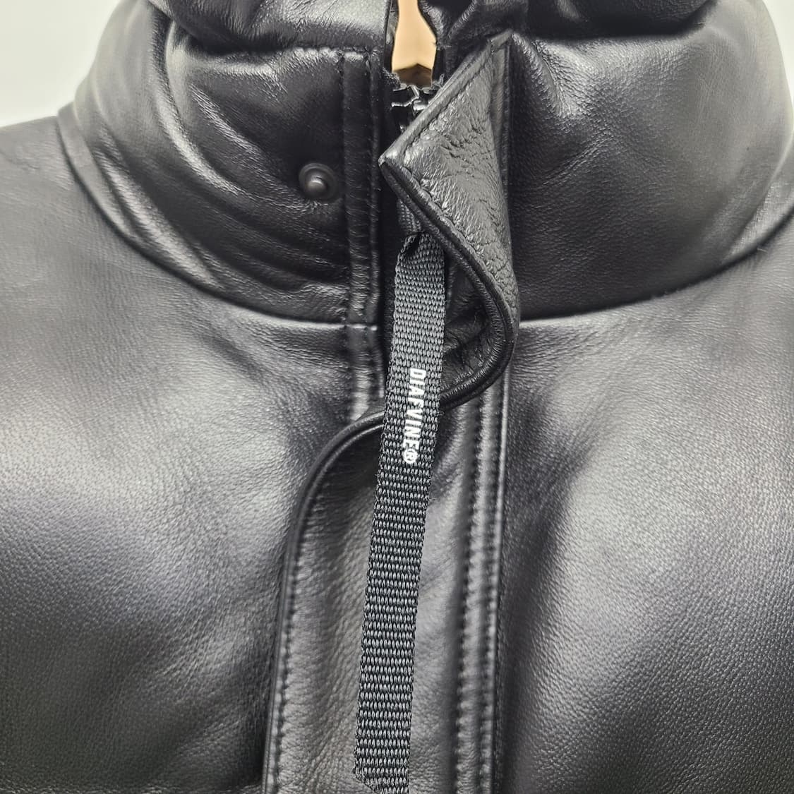 디아프바인 아머 램스킨 레더 다운 패딩 블랙 XL(DV.LOT 696급) 상품이미지5