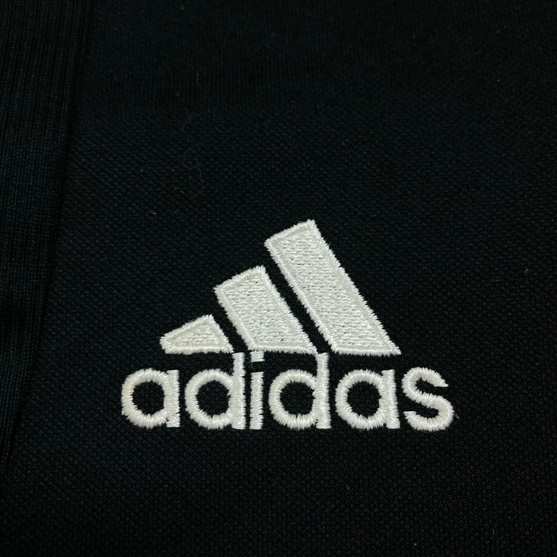 아디다스 레알 마드리드 로고 블랙 아노락 트랙탑 상품이미지3