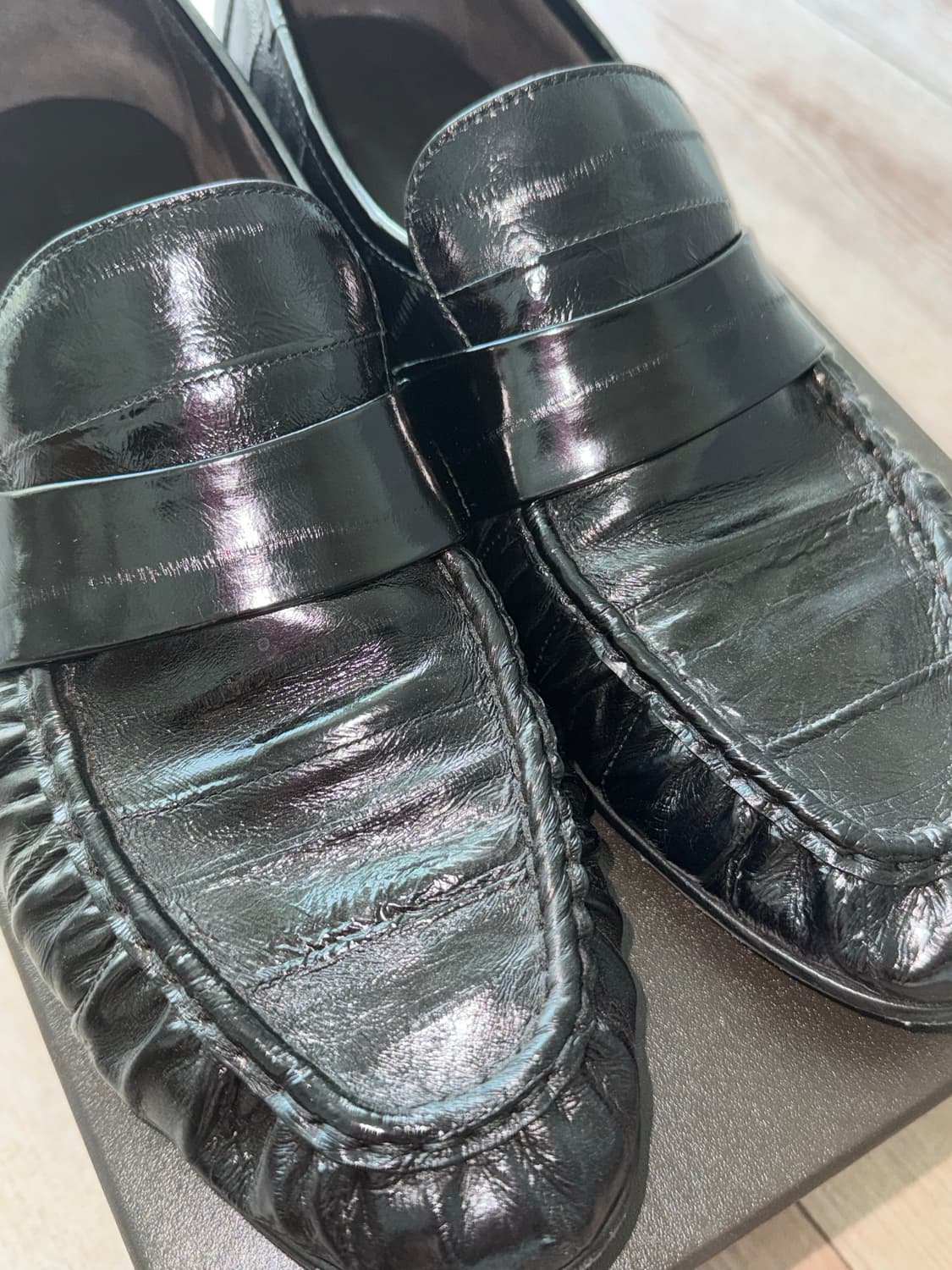 [eu43] the row eel soft loafers black 상품이미지1