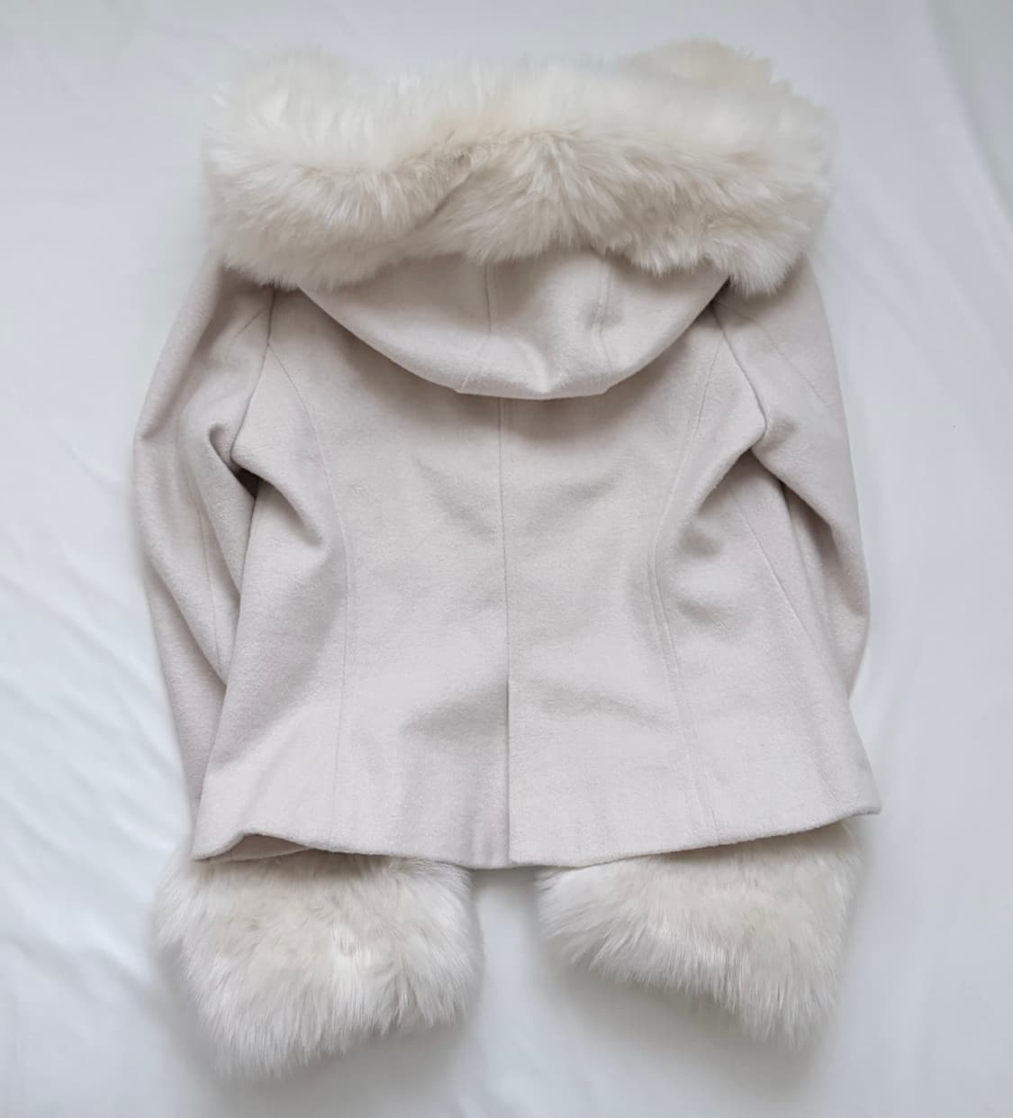 Cecil McBee 세실맥비 빈티지 화이트 퍼 숏코트 상품이미지5