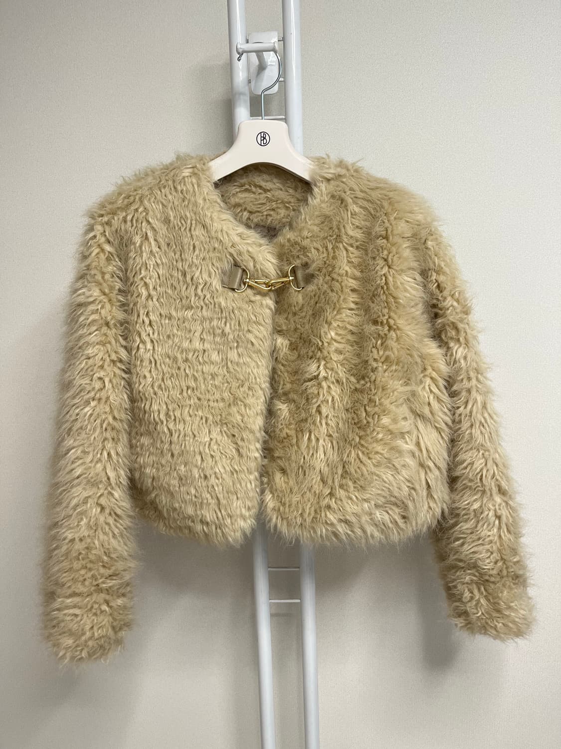 <정가 49만 8000원> 분더캄머 에코퍼 크롭 자켓 상품이미지4