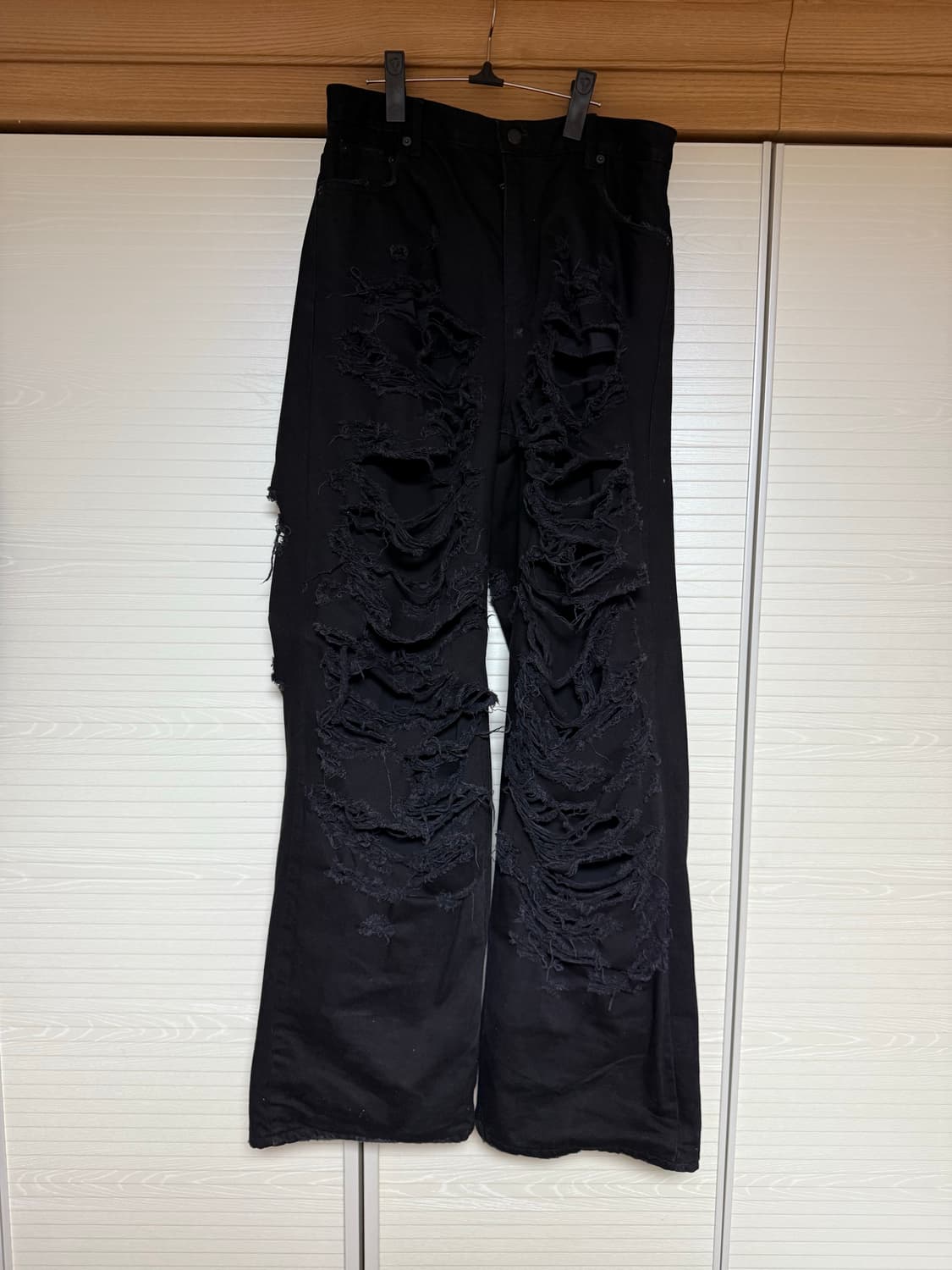 1) 에모스탠스클럽 디스 배기진 상품이미지3