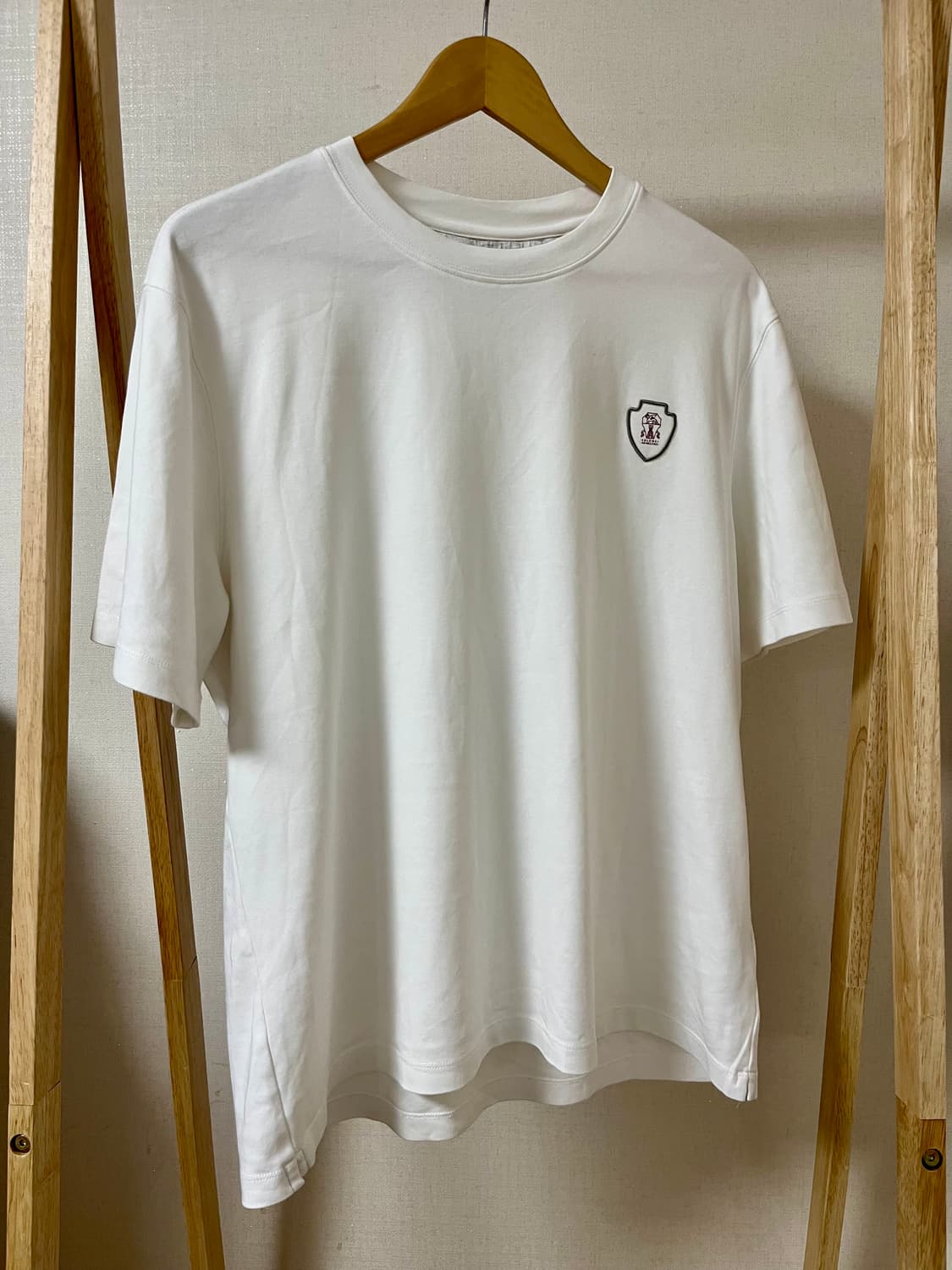 브루넬로 쿠치넬리 화이트 반팔티 XL 정품 상품이미지1