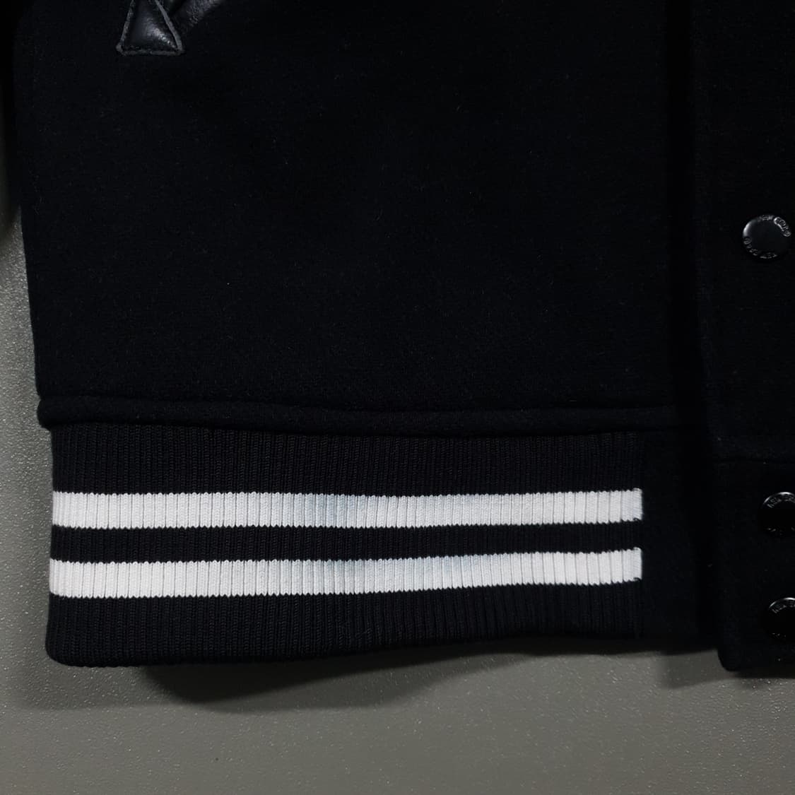 뉴에라 오리지네이터스 패치워크 울 레더 가죽 바시티 자켓 블랙 S 상품이미지5