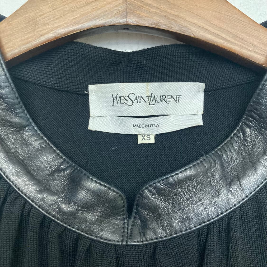 입생로랑 레더 믹스 울 니트 원피스 상품이미지3