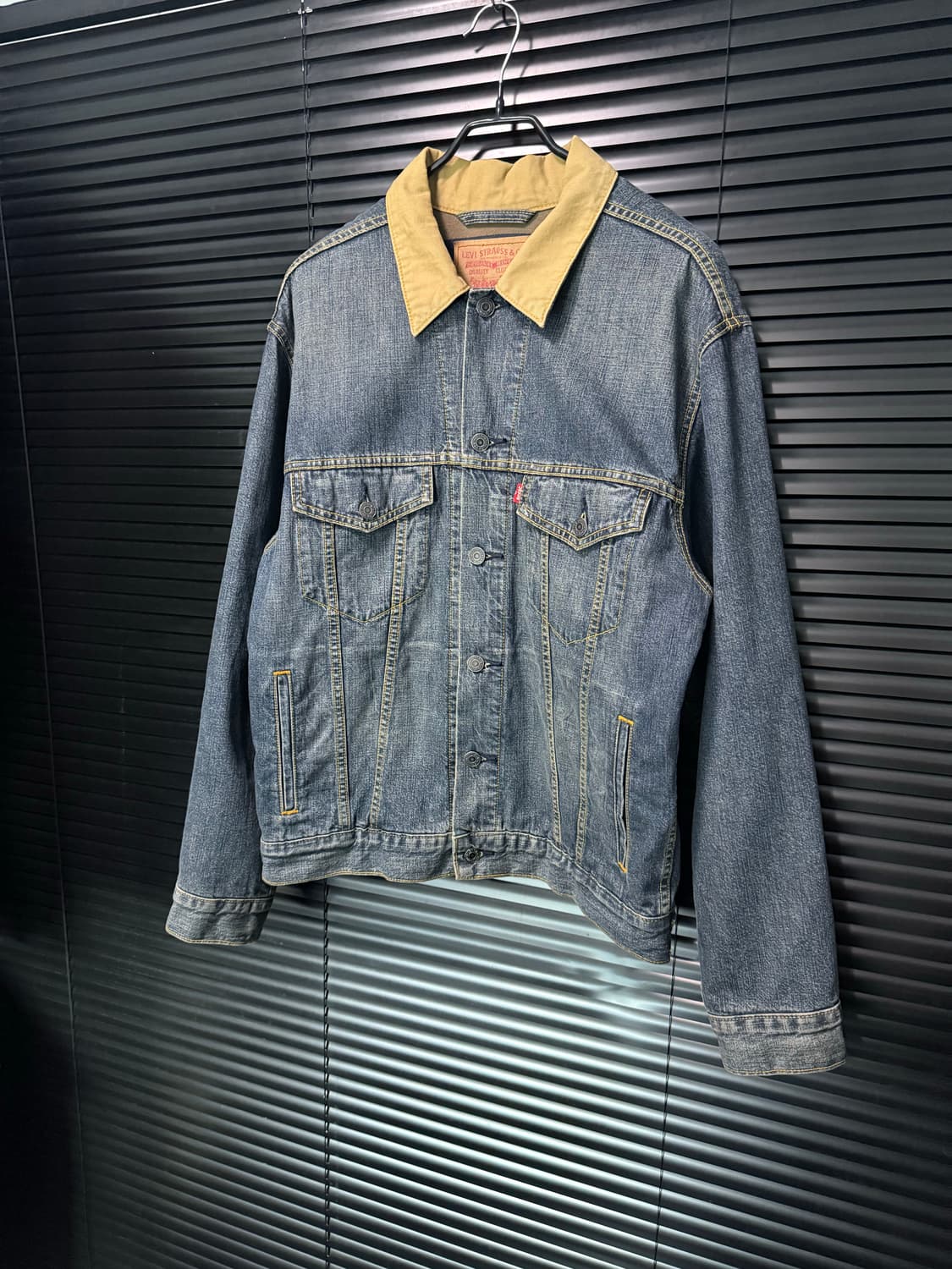 리바이스 중청 데님 워싱 워크 트러커 청자켓 M 오버핏 베이지 오버핏 상품이미지2