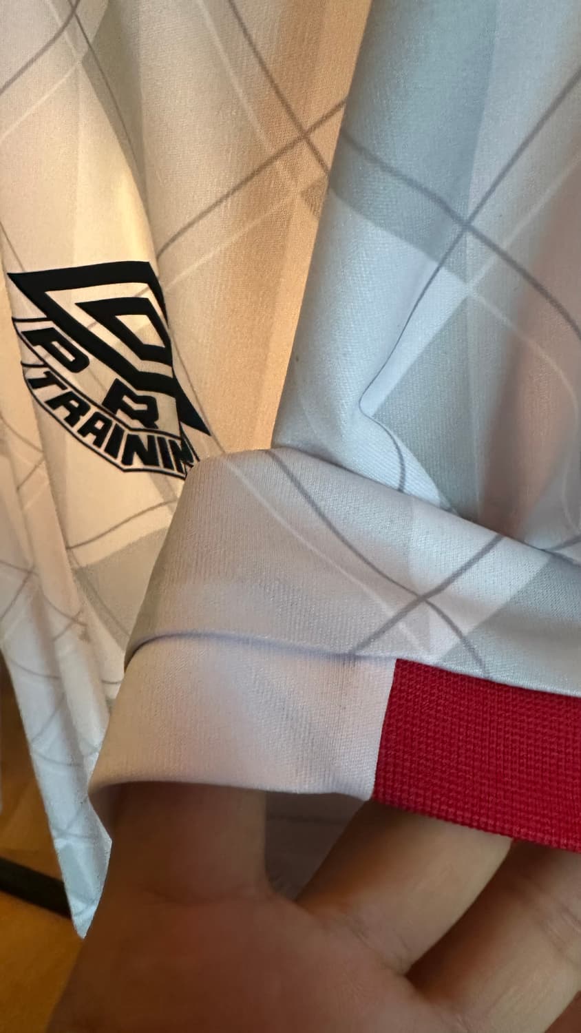 엄브로X에리즈 축구저지  상품이미지6