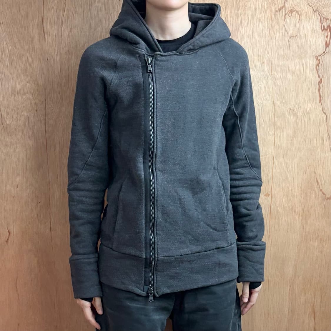 립반윙클 비대칭 후드 집업 상품이미지1