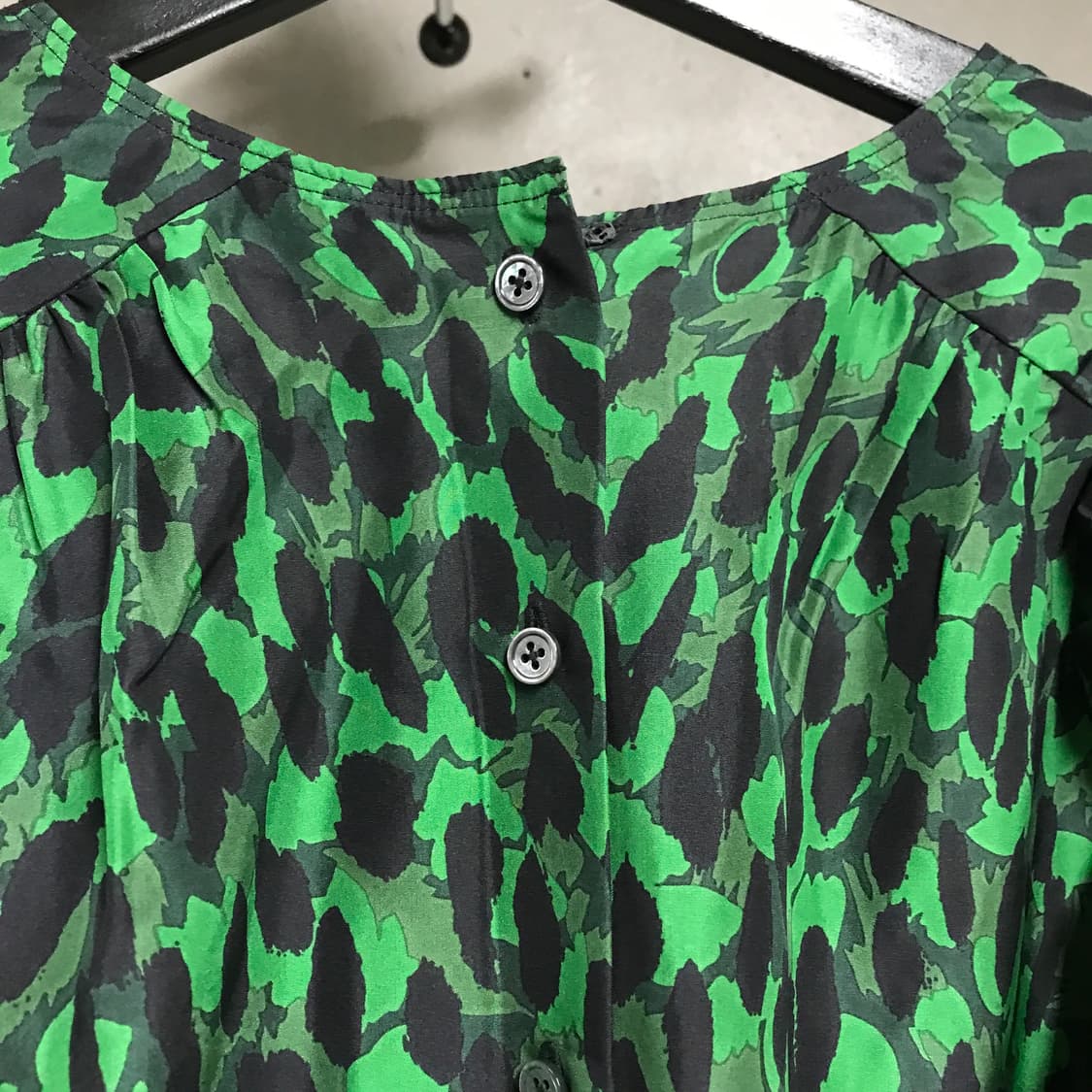 마크제이콥스 실크 반팔 블라우스 0(W) 상품이미지6