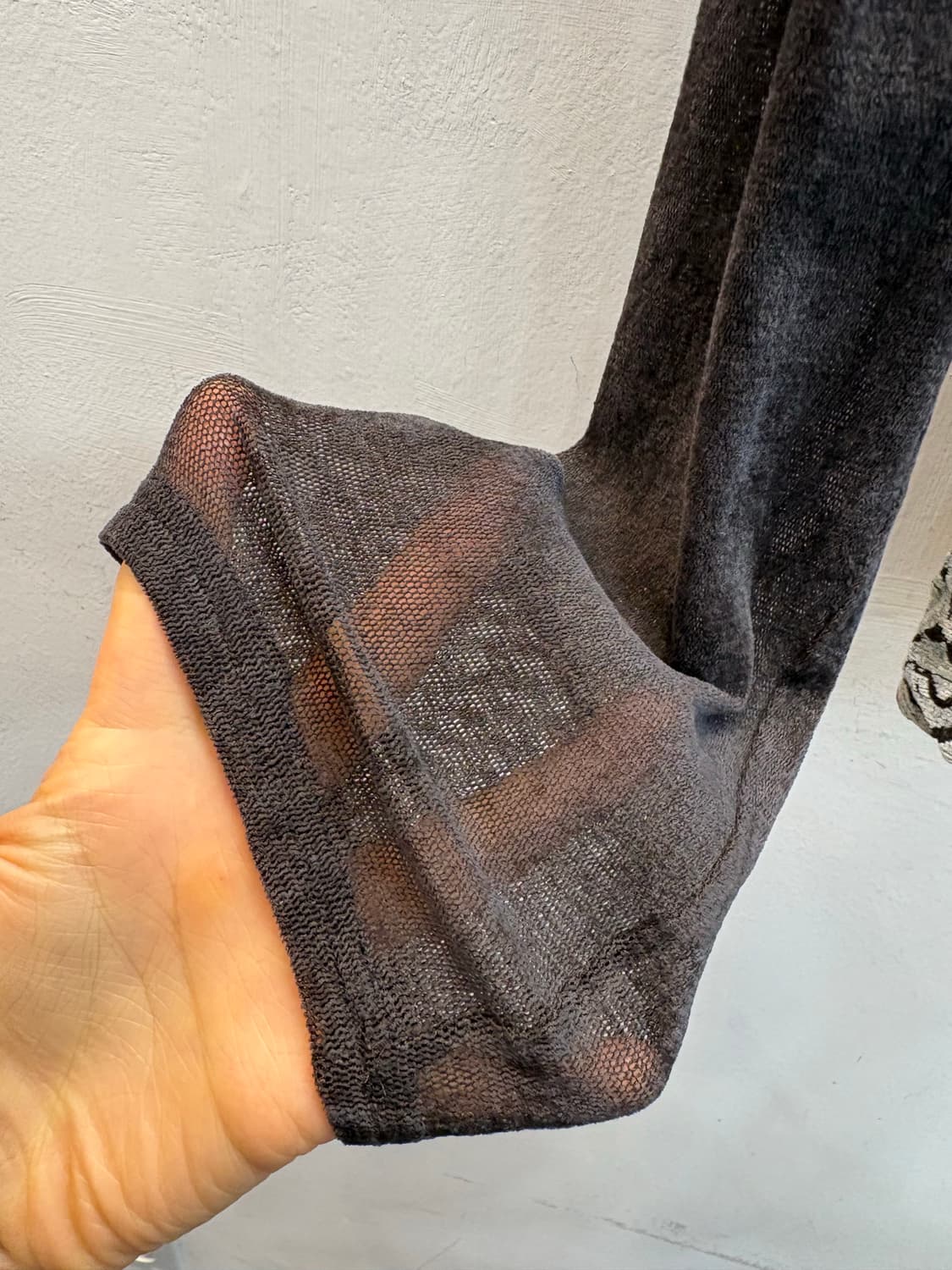 다크브라운 패턴 시스루 탑 상품이미지4