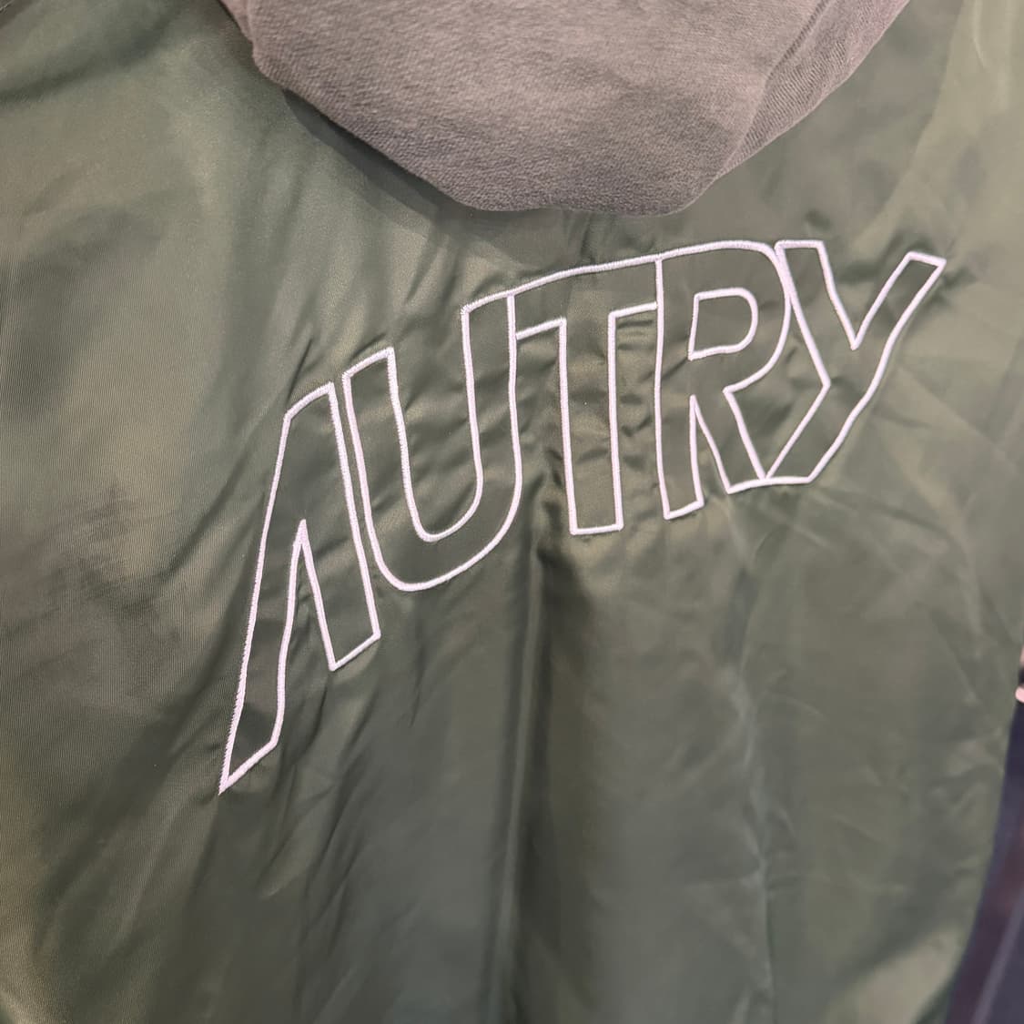 [L] Autry 오트리 로고패치 보머자켓 상품이미지6