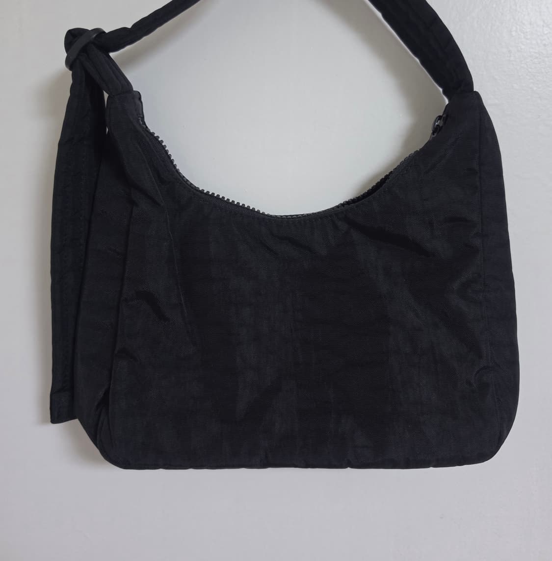 (새상품) Baggu 미니 나일론 숄더백 블랙 상품이미지2