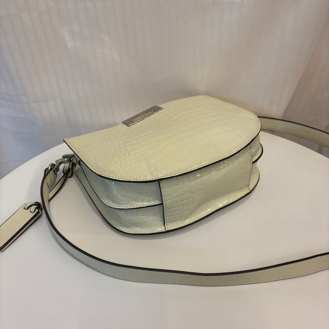 정품 조이그라이슨 클레어 럭스 크로스백     상품이미지9