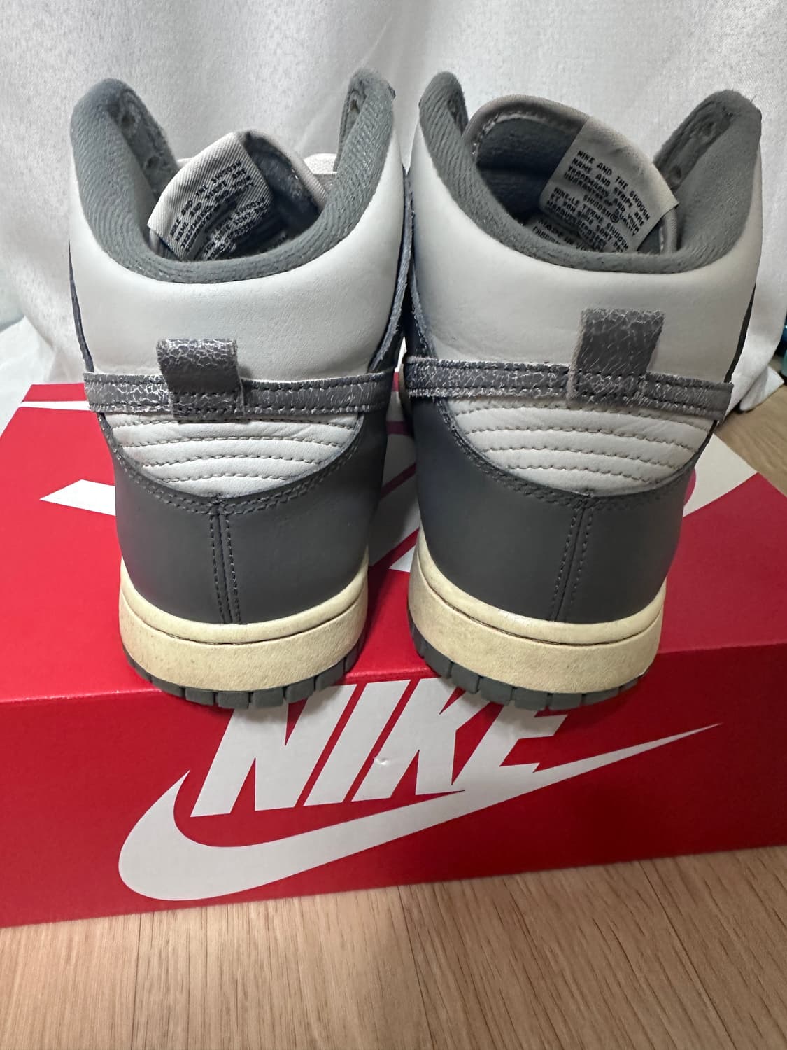 나이키 덩크 하이 빈티지 라이트 본 275사이즈 상품이미지2