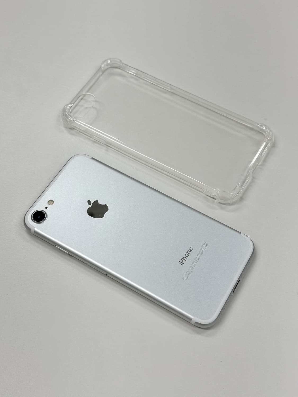 아이폰7 128GB 실버 카메라무음 배터리100% 상품이미지1