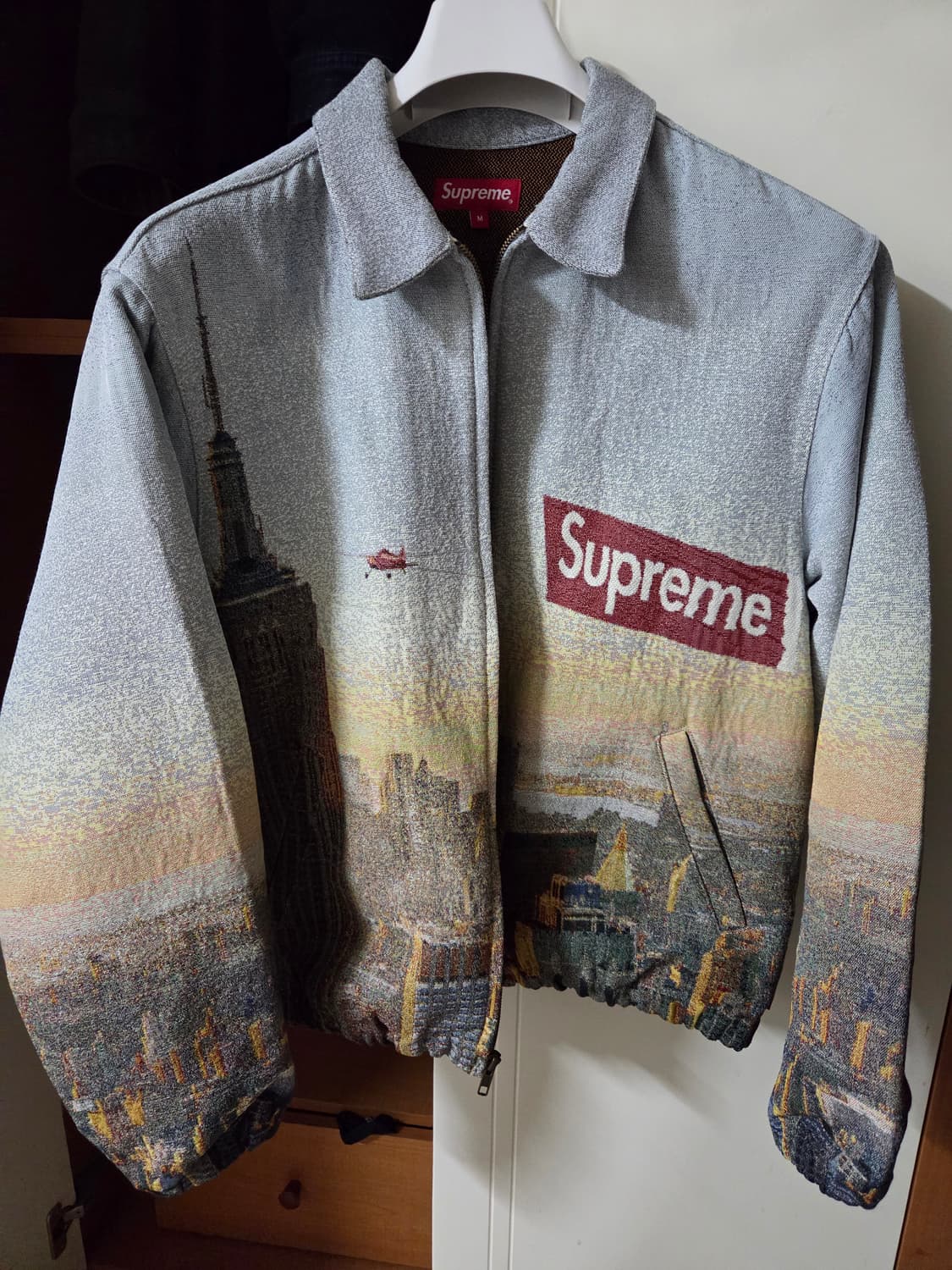 슈프림 에어리얼 테피스트리 해링턴 자켓 -20fw  M사이즈 팝니다 상품이미지4