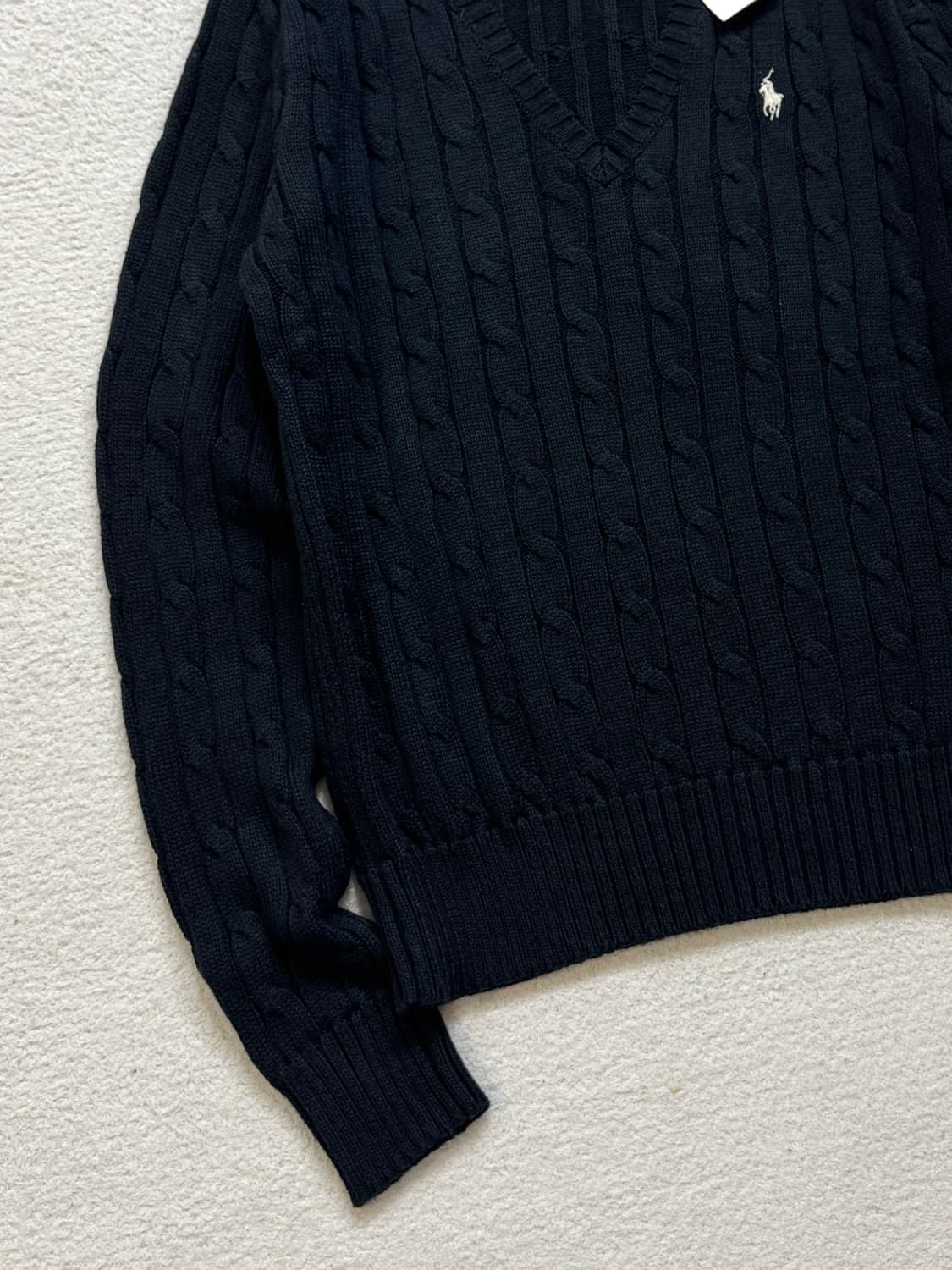 폴로 블랙 케이블 니트 상품이미지3