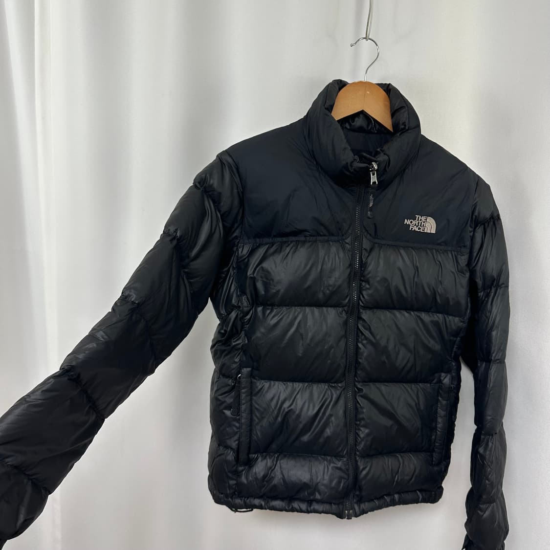 노스페이스 여자 거위털 가벼운 패딩 자켓 검정 85 상품이미지2