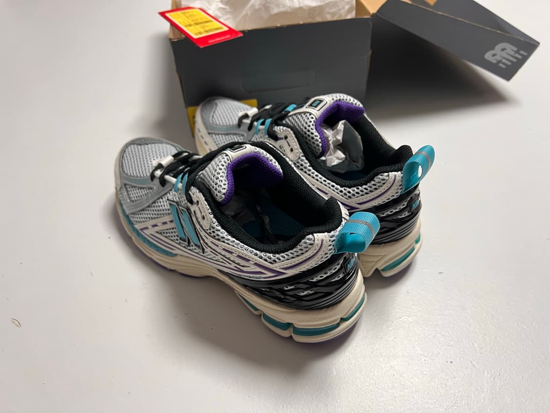 뉴발란스 1906R 화이트 블루 퍼플 270mm 새상품 상품이미지2