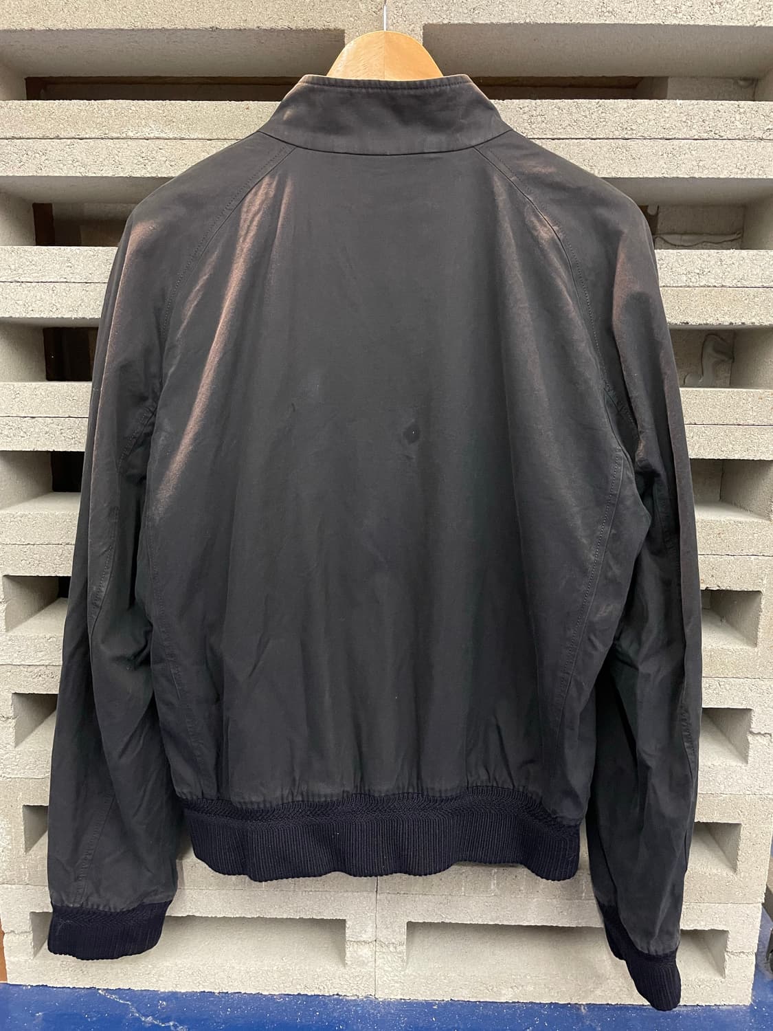 Burberry 버버리 미니멀 바라쿠타 자켓 상품이미지6