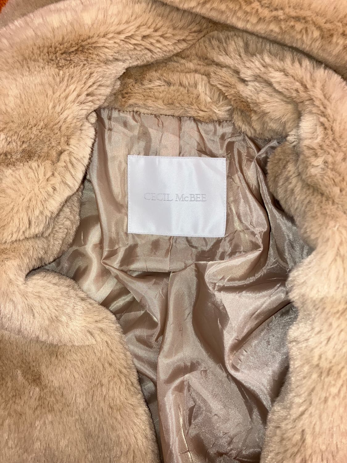 세실맥비 캬라멜 퍼코트 상품이미지2