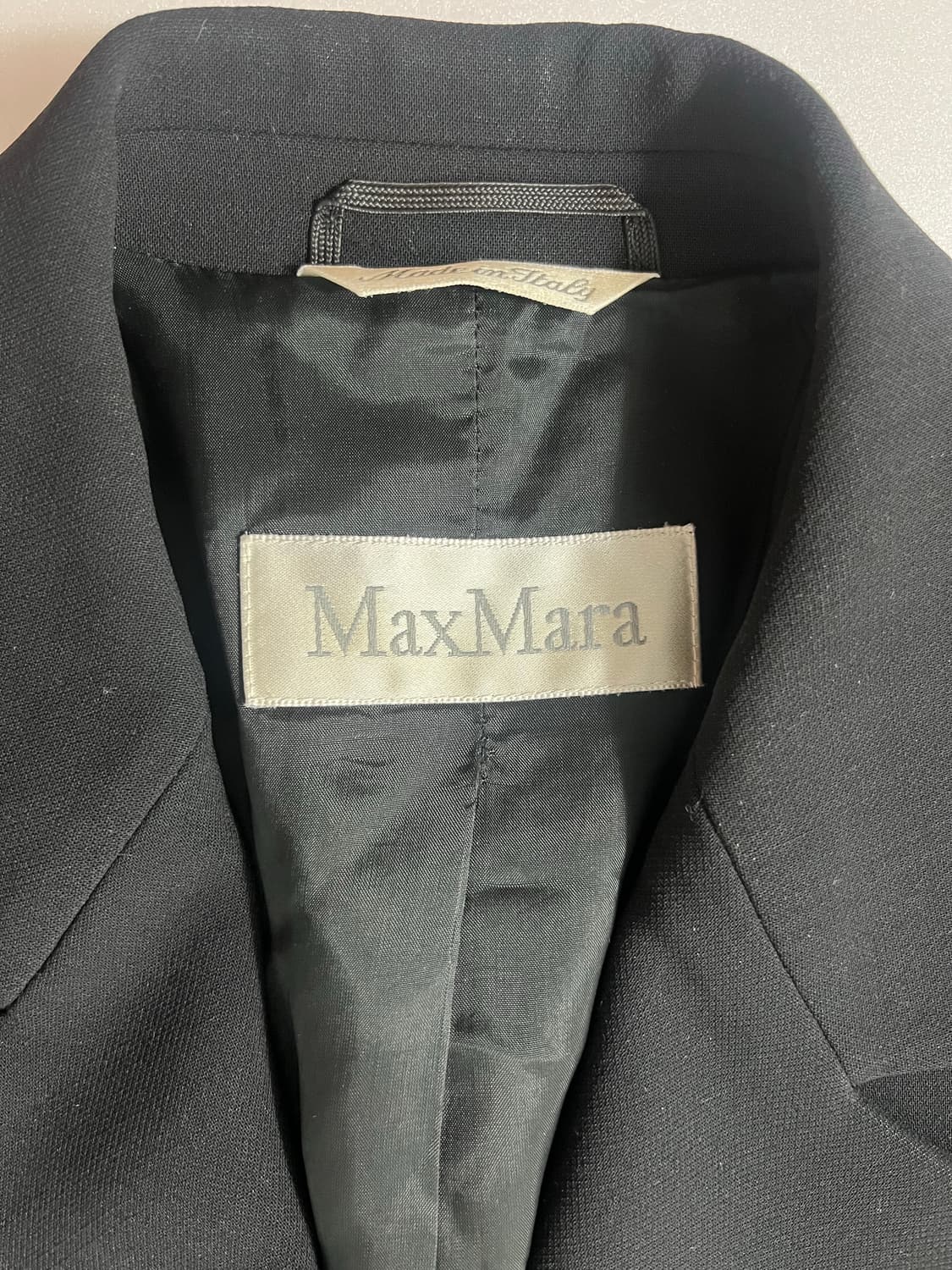 막스마라 클래식 블랙 블레이저 S 상품이미지3