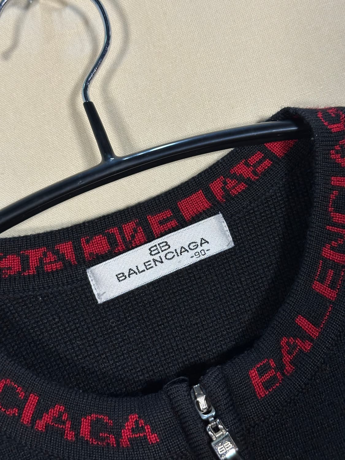 발렌시아가 레트로 조끼 집업 처분  상품이미지4