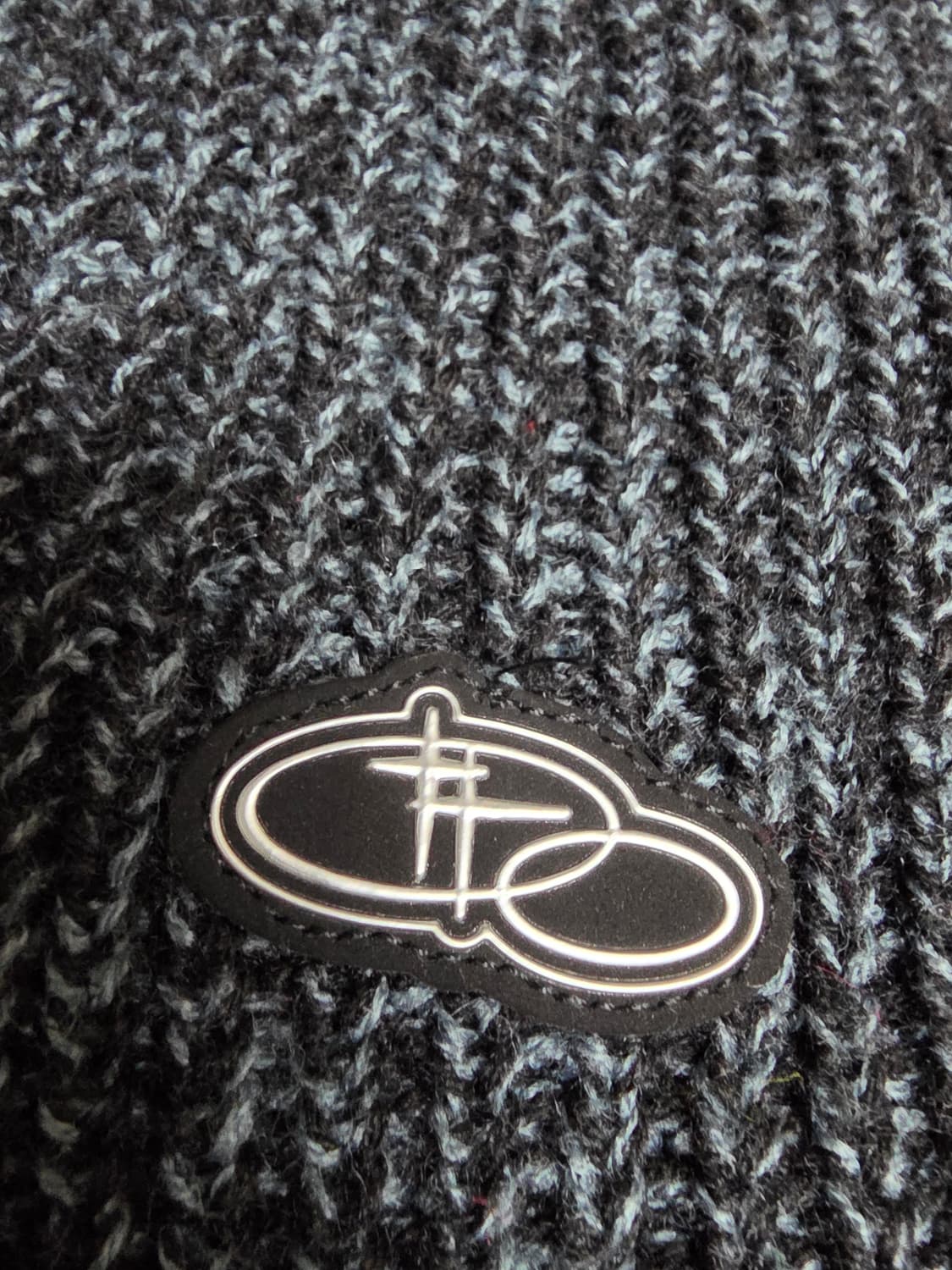 로맨틱크라운 데미지니트 상품이미지10