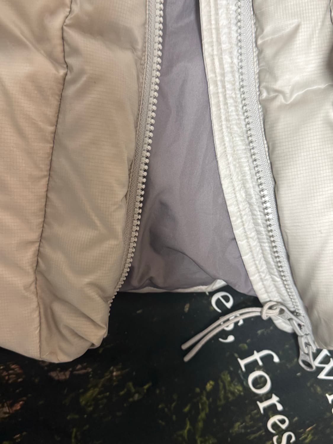 [2] 산산기어 23fw 푸퍼 패딩 자켓 라이트그레이 상품이미지5