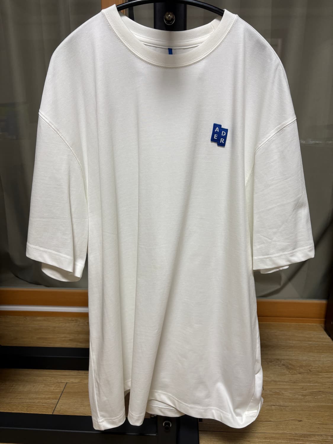 아더에러 티셔츠 xl 상품이미지2
