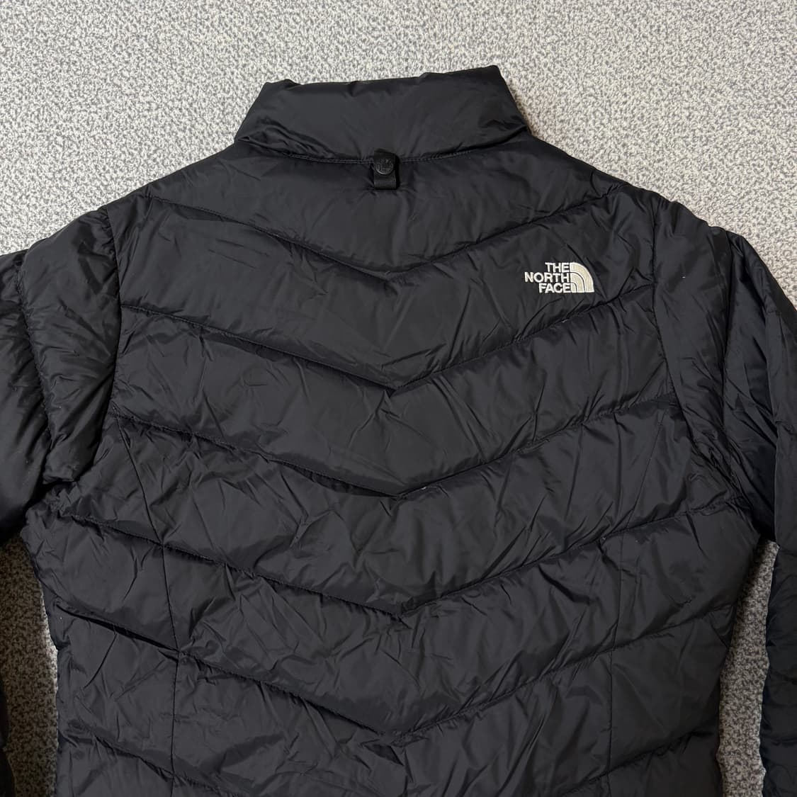 노스페이스 경량 패딩 자켓 여성용 상품이미지5