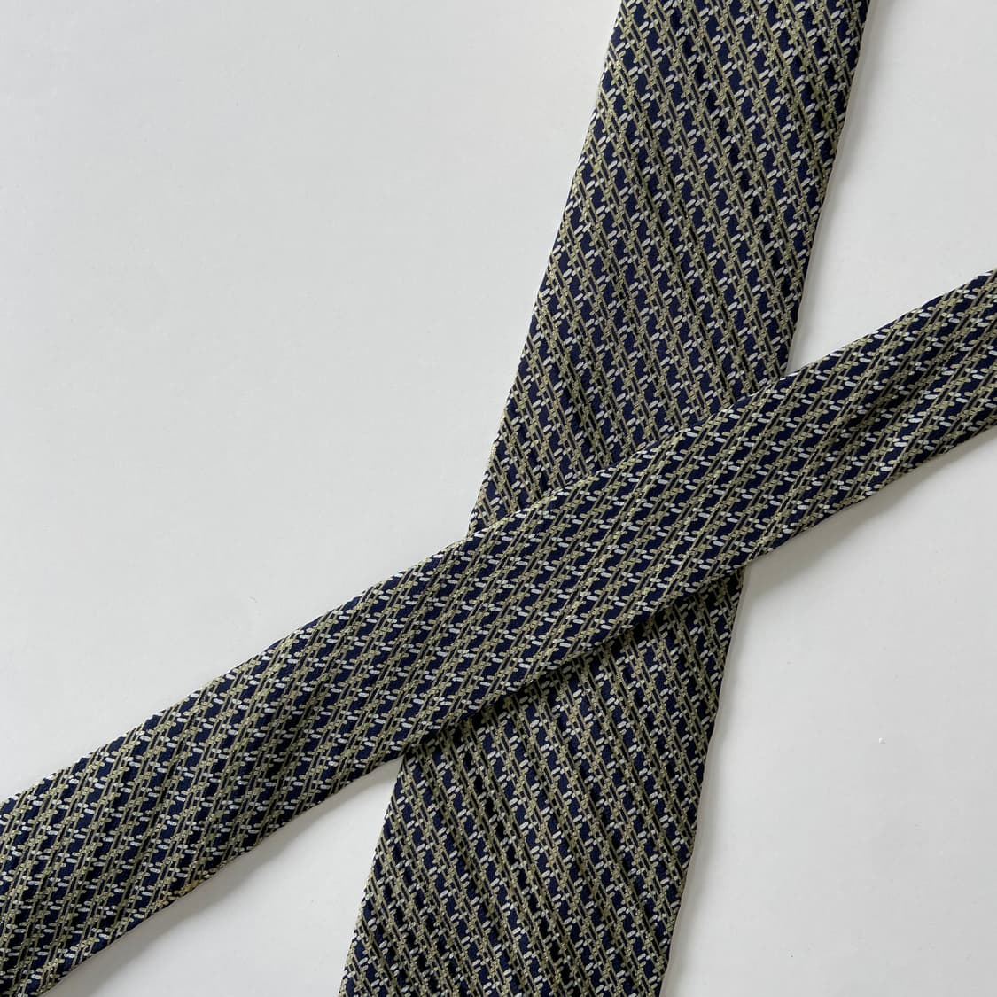 입생로랑(YSL) 명품 정품 넥타이7.8cm 상품이미지4