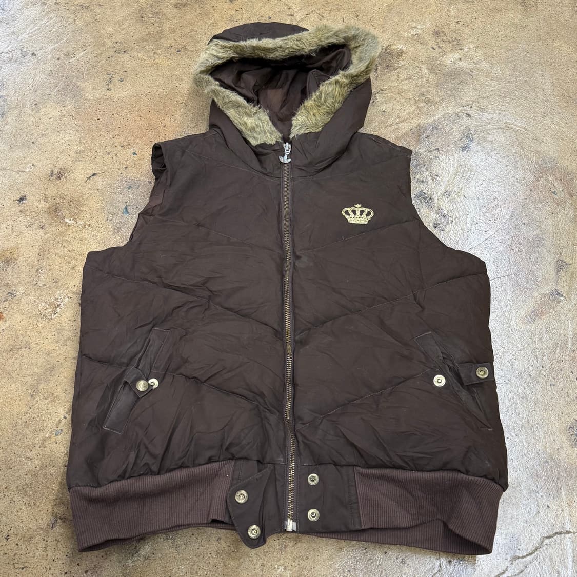 아디다스 브라운 초코 털 조끼 패딩 상품이미지2