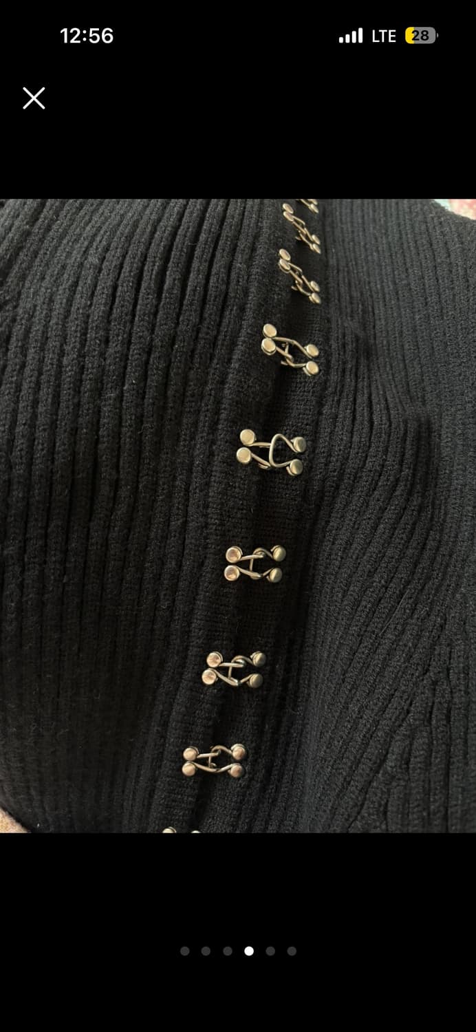 YUSE 유즈 훅 클로징 크롭 니트 탑 + 원피스 블랙 새상품 상품이미지4