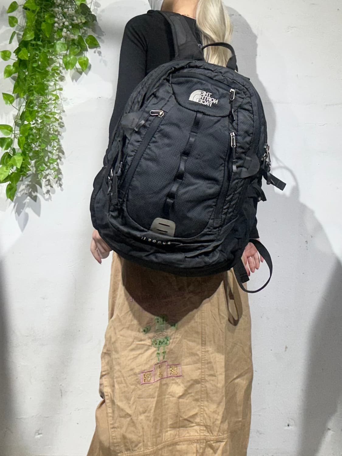 노스페이스 블랙 단종 모델 써지2 백팩 고프코어 가방  상품이미지1