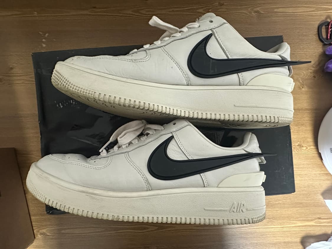 나이키 앰부쉬 에어포스 1 로우 상품이미지3