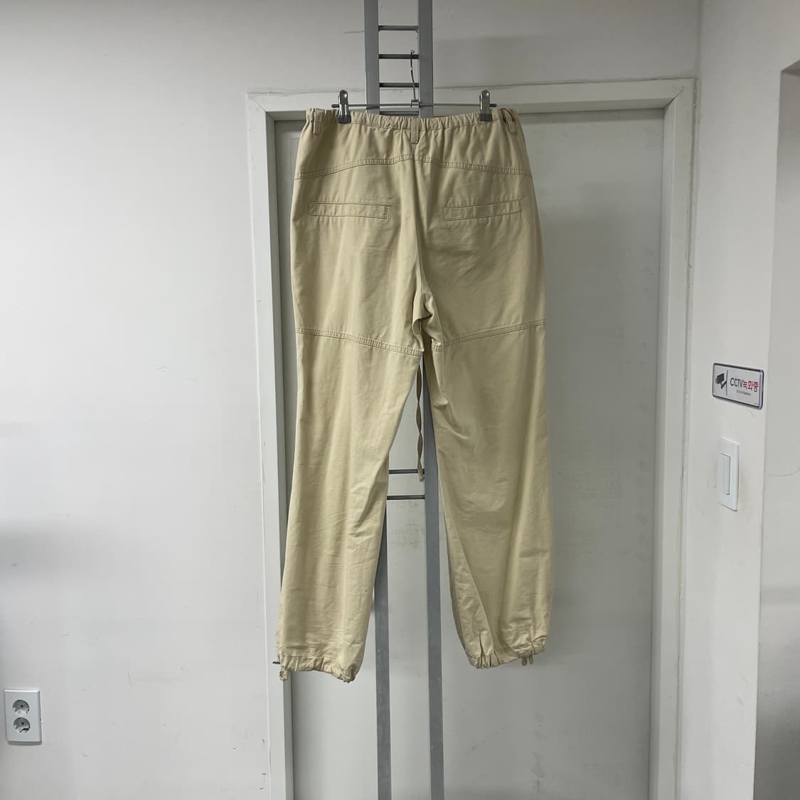 마뗑킴 베이지 팬츠 F 상품이미지5