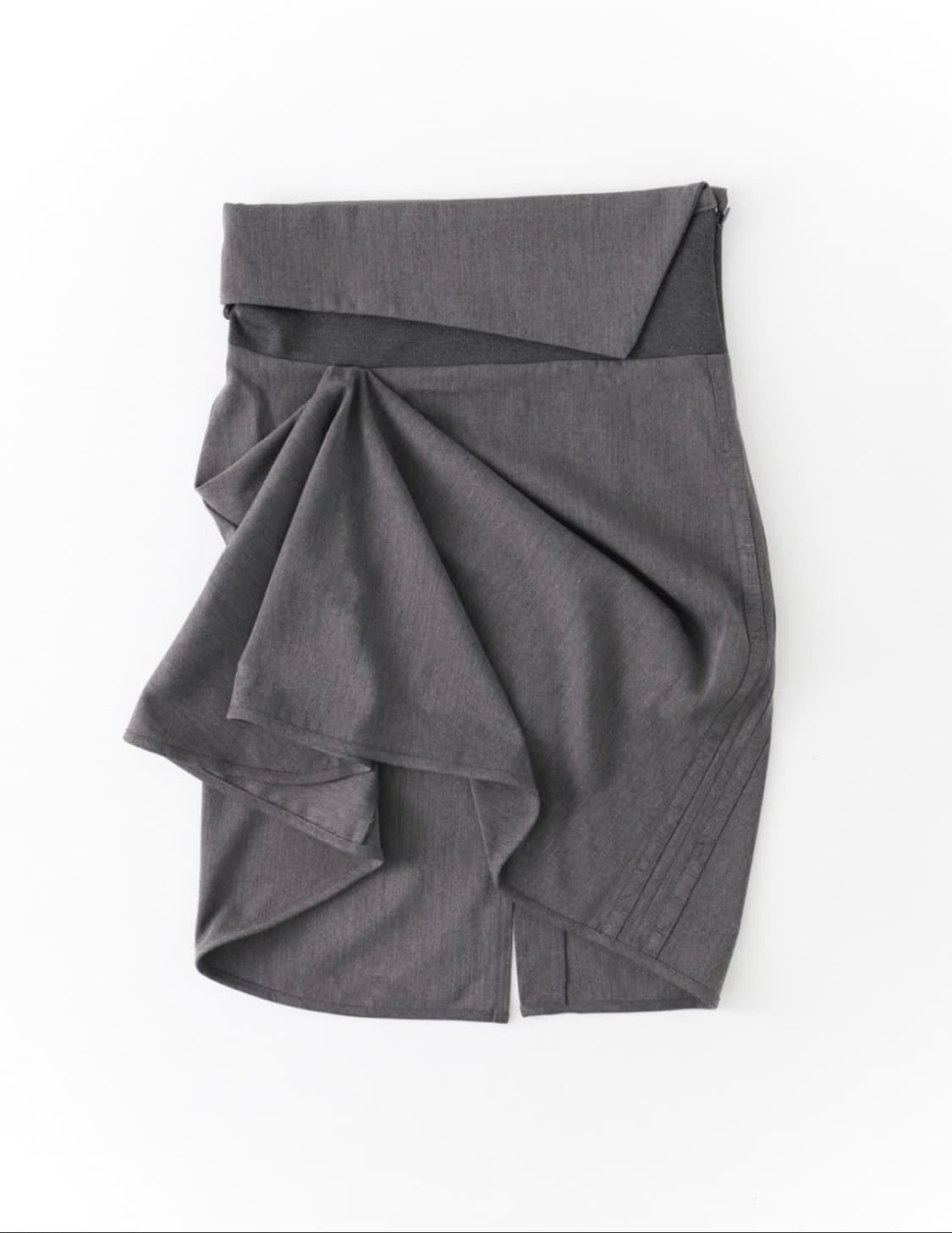 울리카상투스 BRACE UNBALANCE SKIRT (CHARCOAL) 상품이미지1