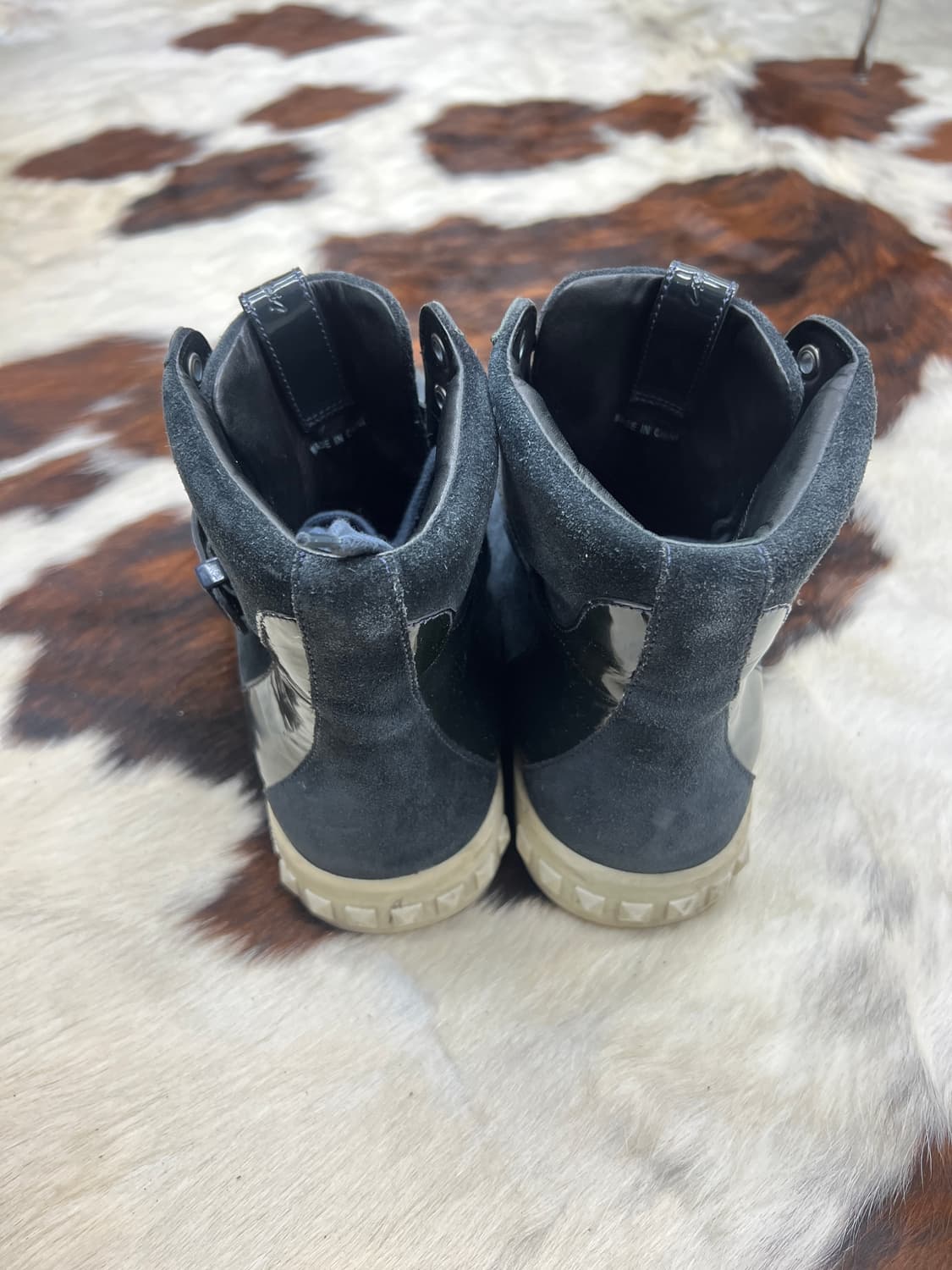 Balmain 에나멜 벨트 하이탑 스니커즈 상품이미지3