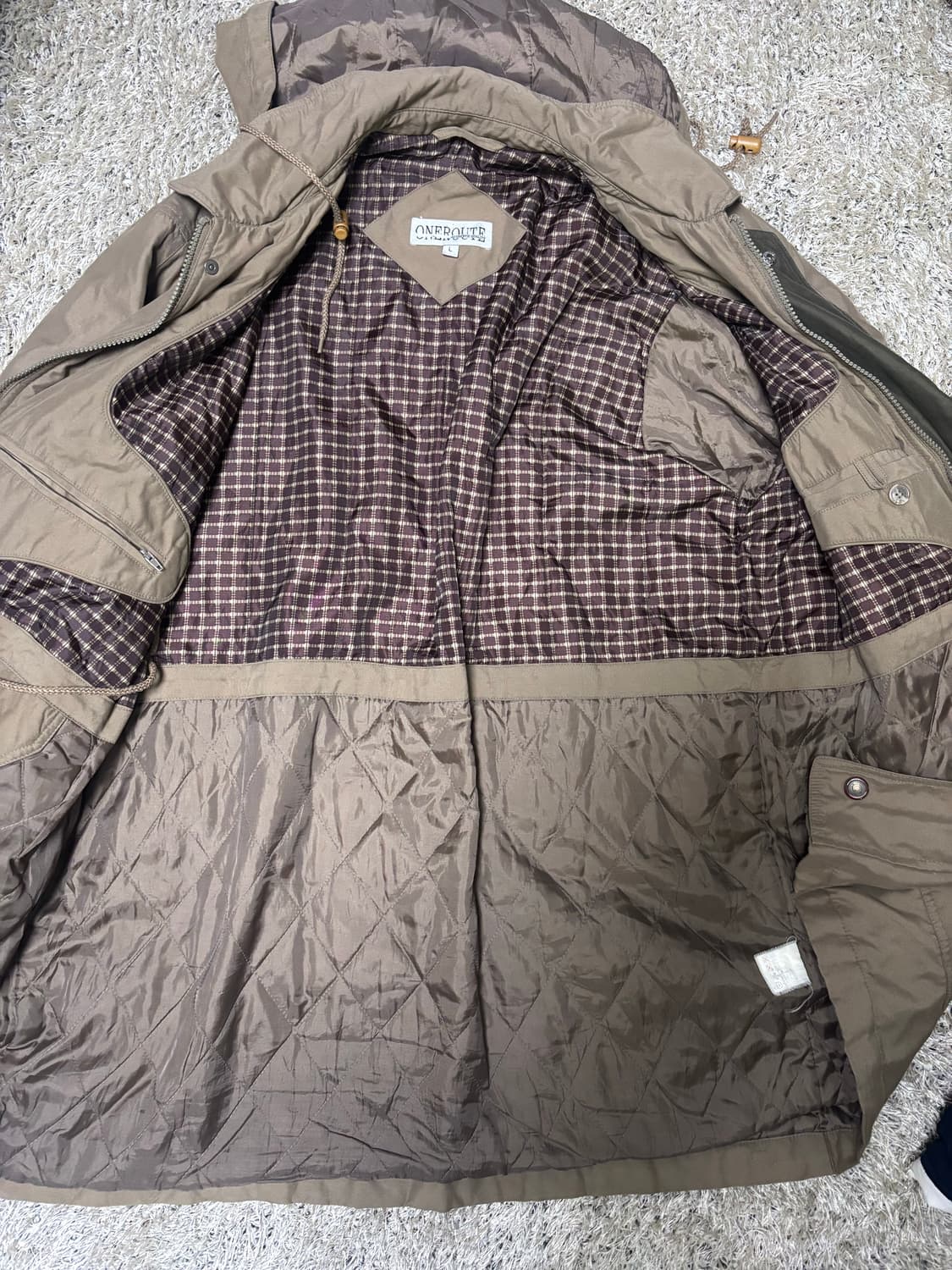 일본판 폴리 후드 자켓 사이즈 105-110 상품이미지4