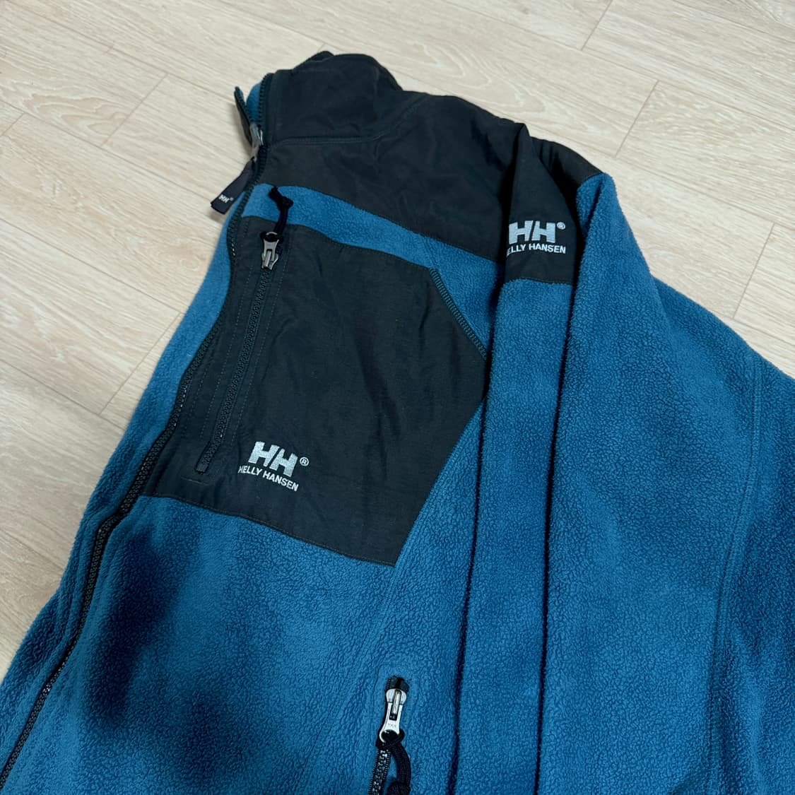 헬리한센 블루 배색 플리스 상품이미지2