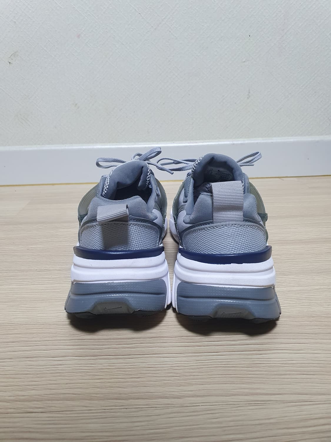 나이키 v2k런 운동화 280 상품이미지5