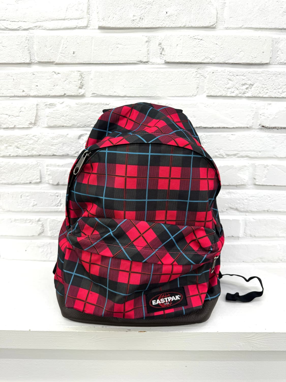 eastpak 핑크체크 백팩 상품이미지2