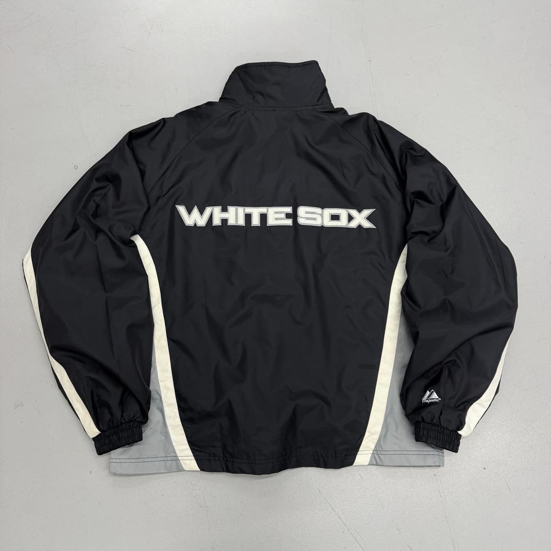 마제스틱 올드스쿨 베이스볼 시카고 화이트삭스 오버핏 바람막이 자켓 상품이미지3