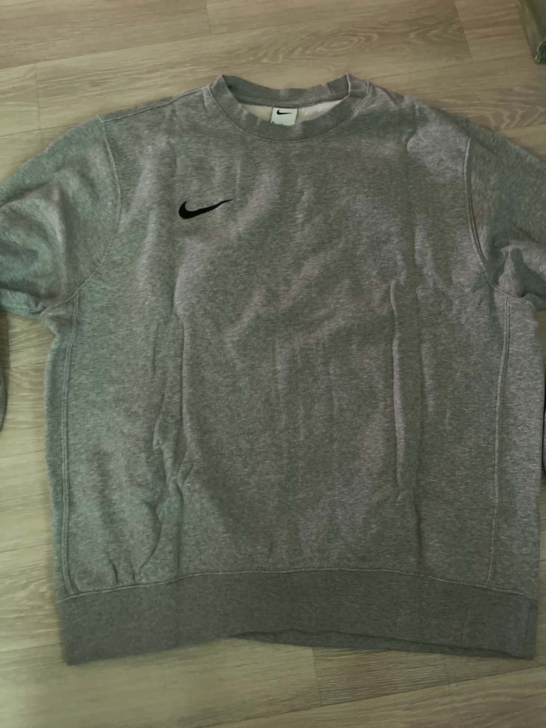 나이키 맨투맨 상품이미지1