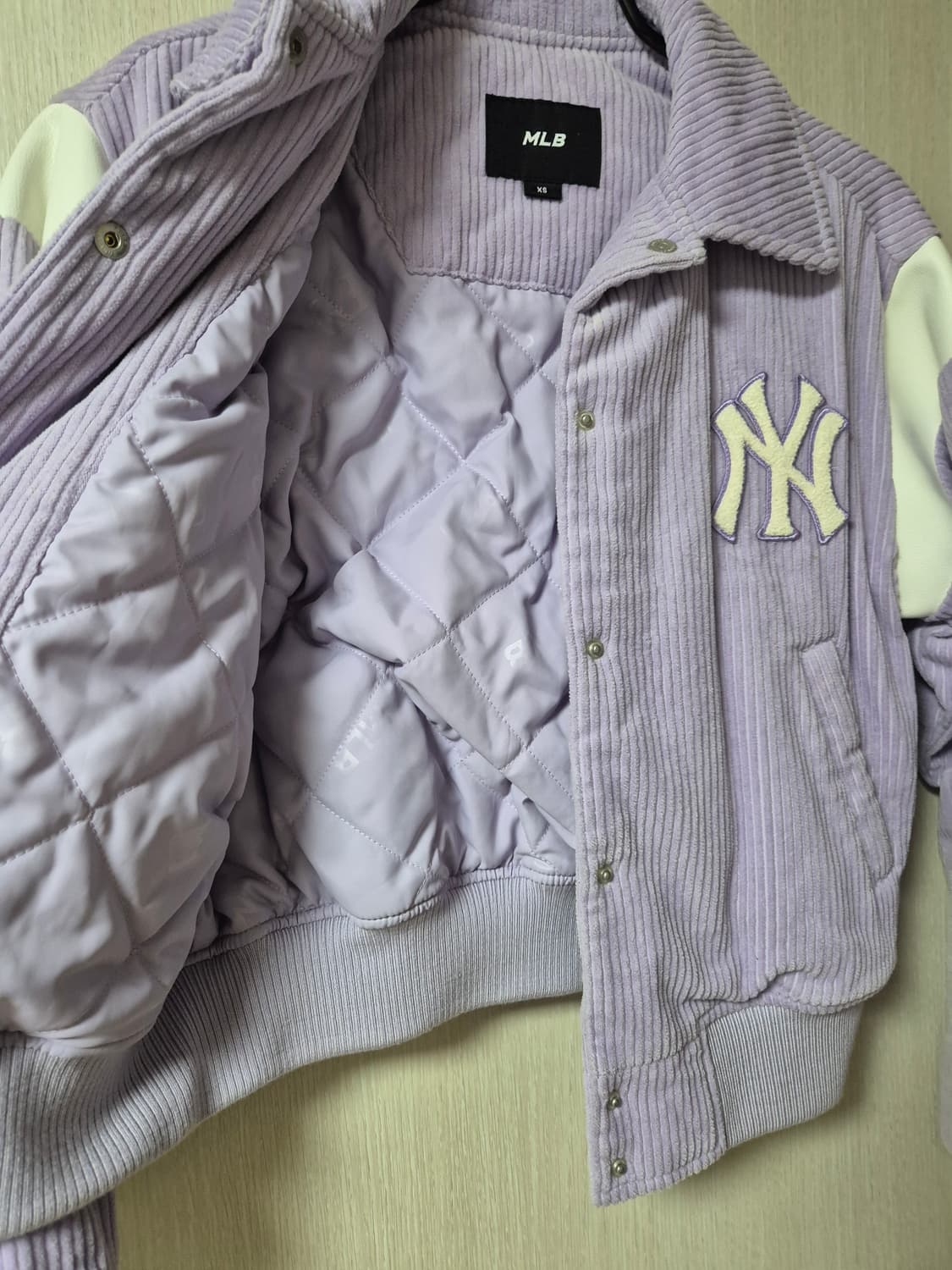(23년) MLB 엠엘비 코듀로이 바시티 자켓 점퍼 XS 상품이미지4