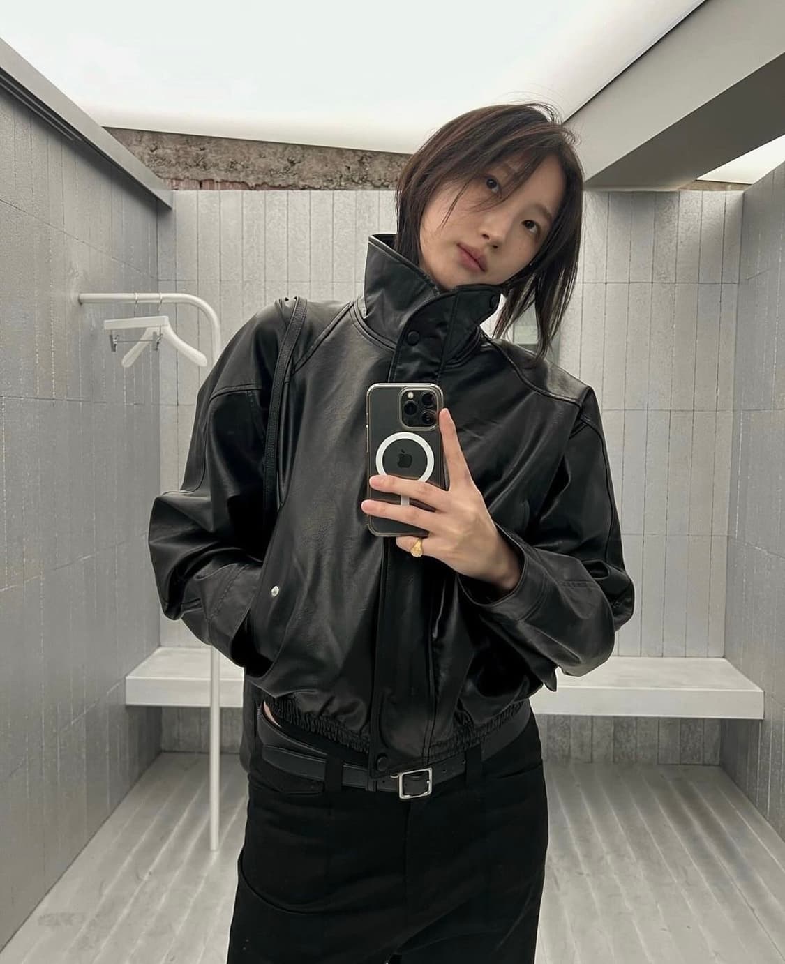 로우클래식 하이넥 레더자켓 m 상품이미지1